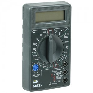 IEK Мультиметр цифровой  Universal M832 TMD-2S-832